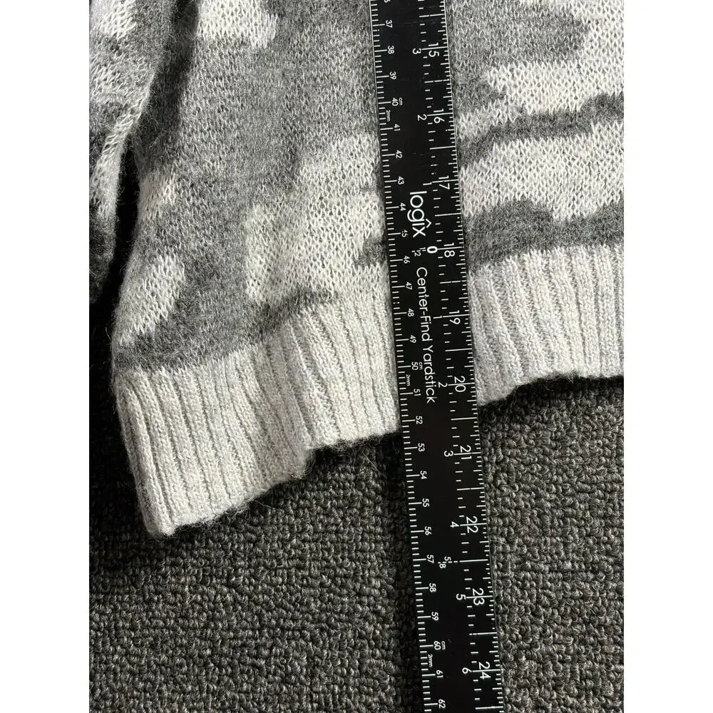 American Eagle Camouflage Cropped Sweater Womens Sz S Gray Oversized Wool Blend